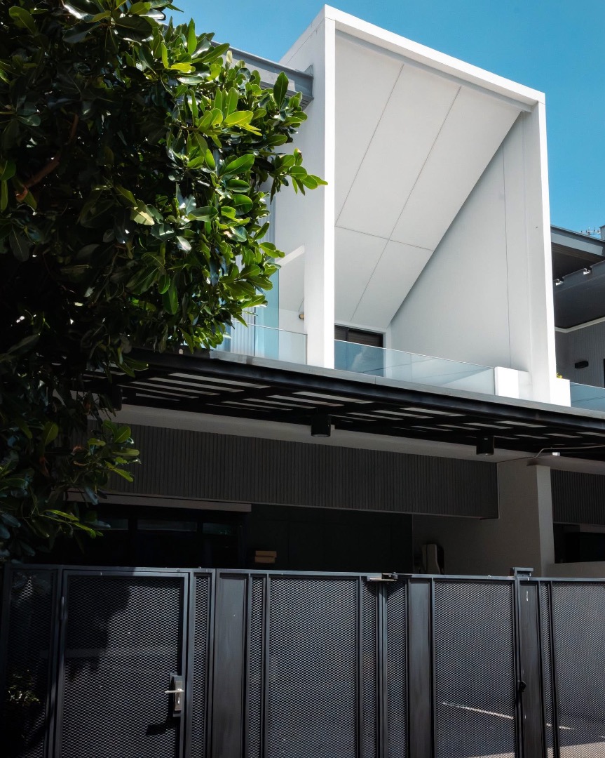 ✅ ขาย / เช่า ✅ ทาวน์โฮมหรู VIVE บางนา กม. 7 - ใกล็ Mega Bangna