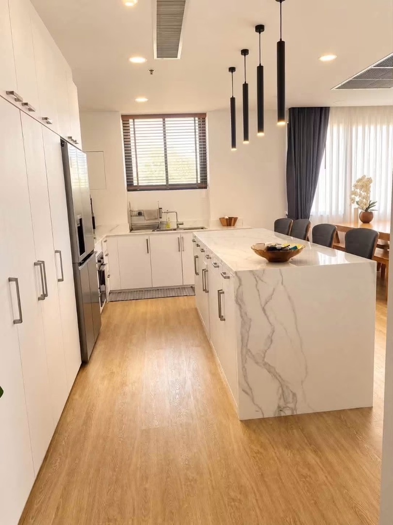 ✅ ให้เช่า ✅ คอนโด Lake Green Condo Sukhumvit 8 - ห้องใหญ่ ใจกลางเมือง ใกล้สวนเบญจกิติ